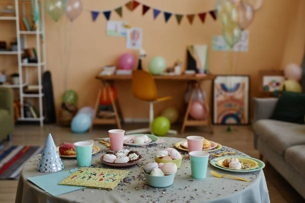 istock Room decorated for birthday party 1495695066