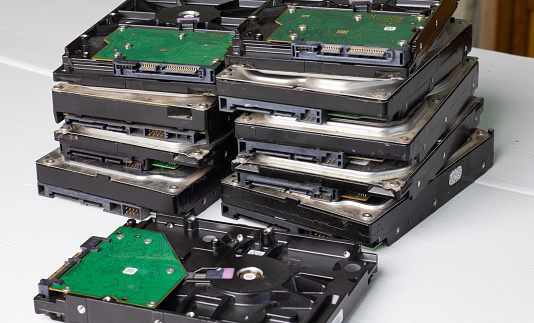 A stack of 3,5 inches hard drives