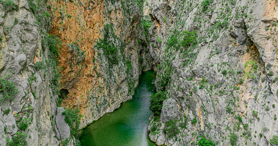 Kapuz Canyon is within the borders of the Aşağıkaraman Neighborhood of the Konyaaltı district. It is 10 km from Antalya city center. It fascinates people who see it with its natural beauty. The canyon, which the locals call 'Paradise Undiscovered', is not yet well known.\n\nAntalya-Turkey