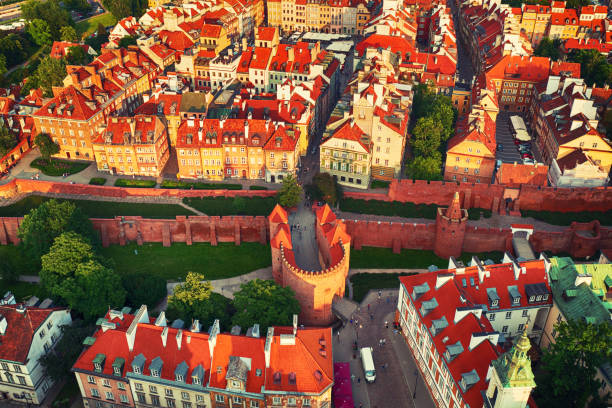 istock Old city in Warsaw 1495851520