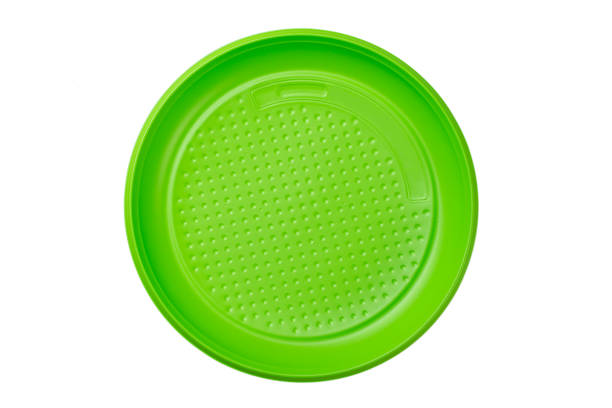 흰색 배경에 분리된 녹색 플라스틱 판. - plastic plate 뉴스 사진 이미지