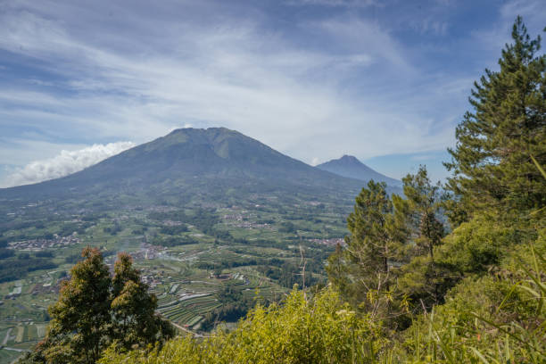 istock Landscape mountain when morning time sunlight summer vibes. 1495888882