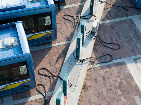 Public transport using sustainable energy