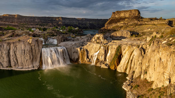 istock Sunset on Shoshone Falls during a low water year 1495893687
