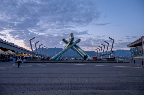 olympische flamme, vancouver - olympic torch stock-fotos und bilder