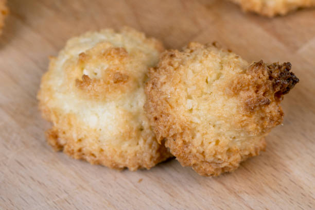 istock Small homemade coconut cookies made using coconut chips 1495954273