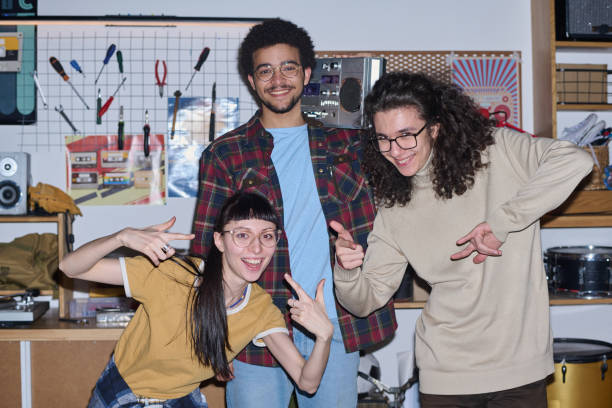istock Teenagers having fun in garage 1495963334