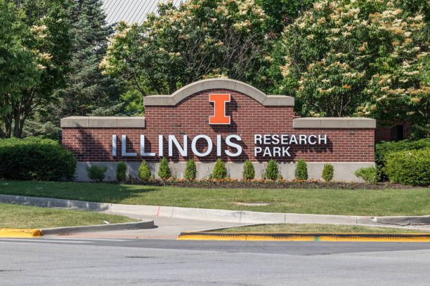 parque de pesquisa da universidade de illinois urbana-champaign. o parque de pesquisa é um centro de operações de pesquisa e desenvolvimento. - abbott laboratories - fotografias e filmes do acervo