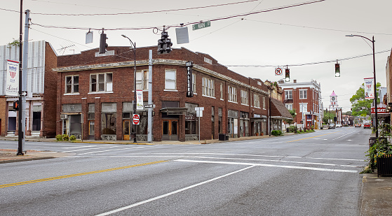 A view of the brick buildings in the townscape of Hopkinsville, Kentucky