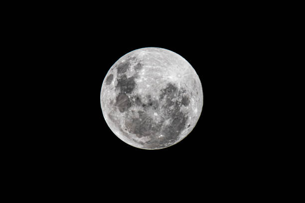 istock Super Flower Moon Full Moon rising 1496268826