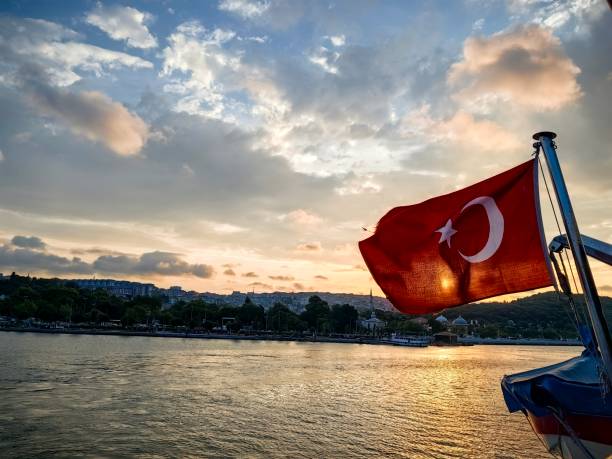 istock Some İstanbul Golden Horn Tour during sunset. 1496301999