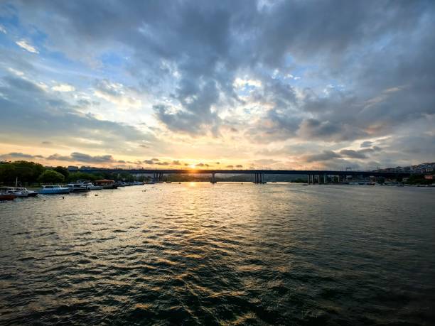 istock Some İstanbul Golden Horn Tour during sunset. 1496302005