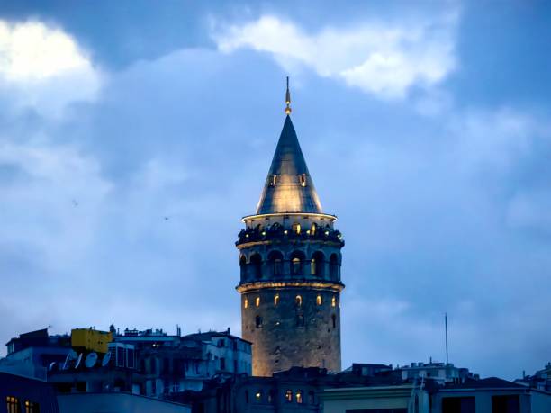 istock Some İstanbul Golden Horn Tour during sunset. 1496302159