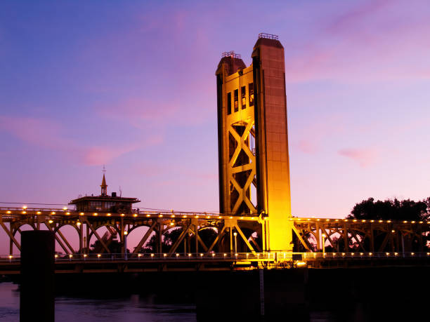istock Early Evening Tower Bridge Sacramento California 1496345514