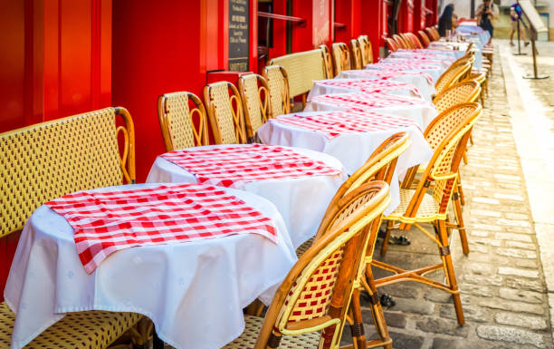 istock Monmartre cafe, Paris, France 1496448436