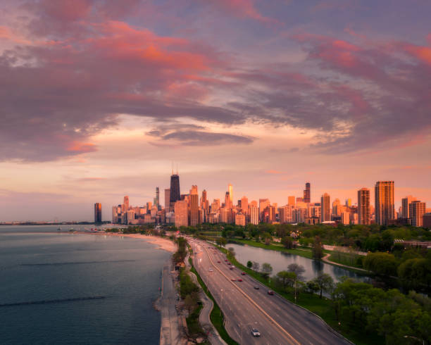 istock Chicago Lake shore drive 1496517990