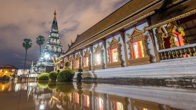 Flood Wat Chedi Liam temple landmark in Chiang mai Thailand