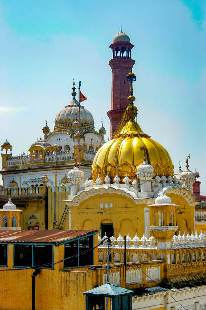 istock Badshahi Mosque built by Emperor Alemgir Shah 1496606819