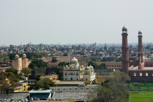 This picture gives a different perspective to Golconda fort.