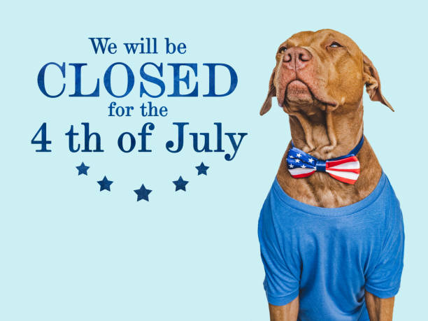 istock Signboard We will be closed for the 4th of July 1496631454