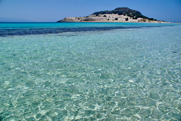 istock view of the clear and transparent water 1496686402
