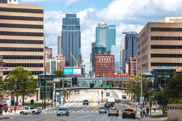 istock Kansas City traffic 1496766106
