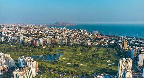Vista aérea del campo de golf San Isidro en Lima, Perú. photo