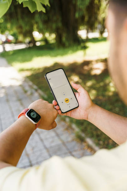 istock Running with Phone and Smart Watch 1496836694