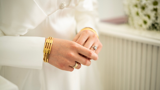 Close-up bride's hand , Bridal hand with diamonds and bracelet