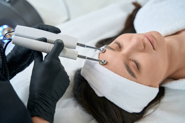 istock Doctor doing skin rejuvenation, working in salon 1496925676