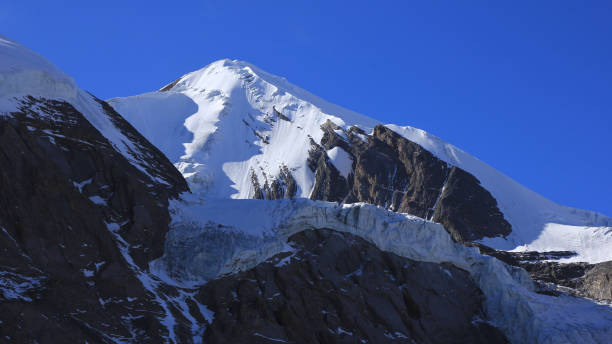 istock Khatung Kang, mountain next to the Thorong La mountain pass., 1496984787