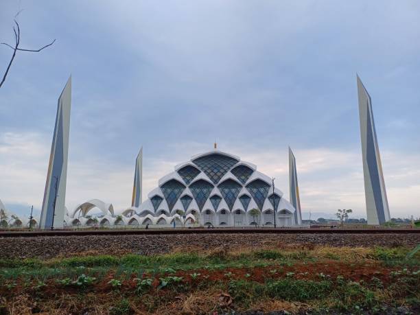 istock Side Symetrical View of Great Mosque Al-Jabbar 1497070073