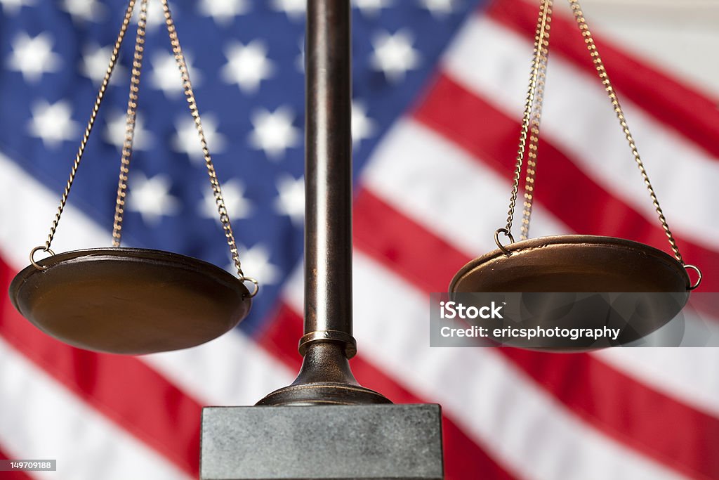 Весы правосудия в отношении нас флаг - Стоковые фото Без людей роялти-фри