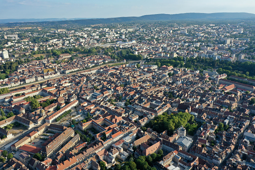 The image shows shows the historic part of the city Besancon. The city is located in Eastern France and has arround 118'000 residents. Captured during summer season.