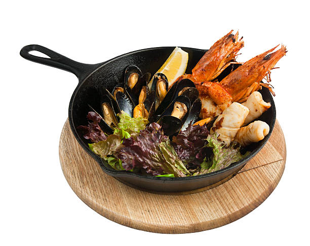 istock Seafood. Shrimp with mussels 149711381