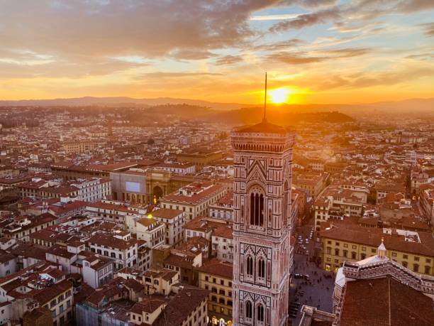 istock Basilica di Santa Maria del Fiore 1497168691