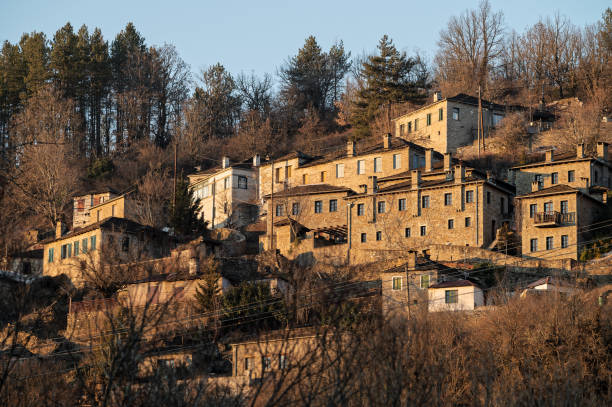 Tradycyjna wioska w Zagori, Grecja – zdjęcie