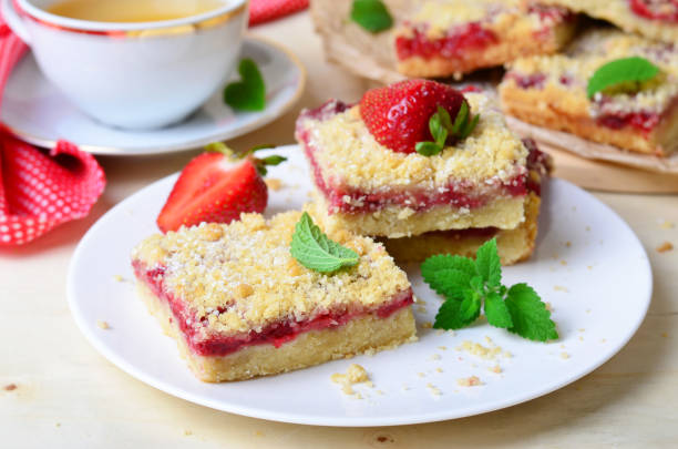 istock Delicious Berry Streusel Pie 1497220310