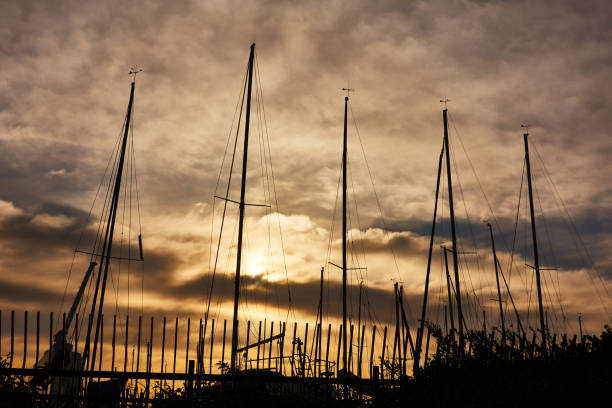 moody sky, romantic sky, tranquil scene, silhoutte