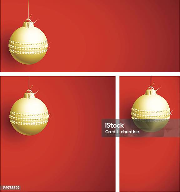 Golden Décorations Sur Rouge Vecteurs libres de droits et plus d'images vectorielles de Boule de Noël - Boule de Noël, Brillant, Carré - Composition