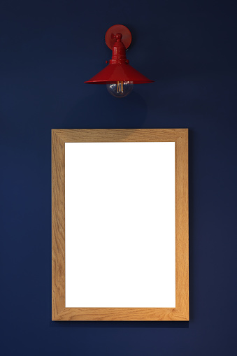 Picture frame with lamp