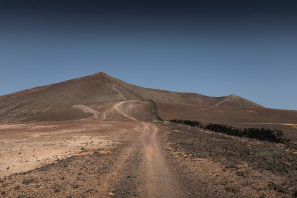 istock Hiking route on Tinaguache mountain, Lanzarote 1497618994