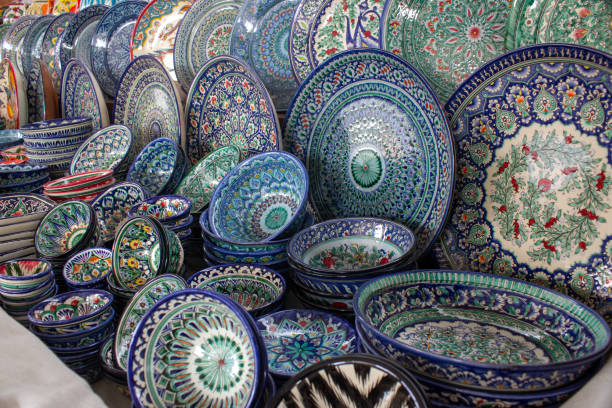istock Rishton ceramic plates on the Samarkand market 1497683837