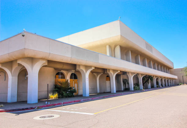 istock Abandoned Commercial Department Store Building 1497683929