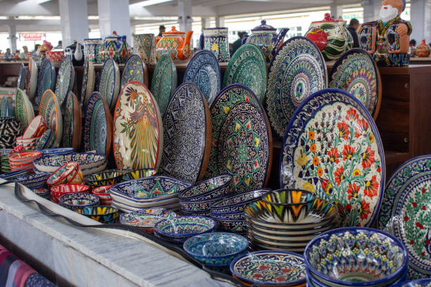 istock Rishton ceramic plates on the Samarkand market 1497683971