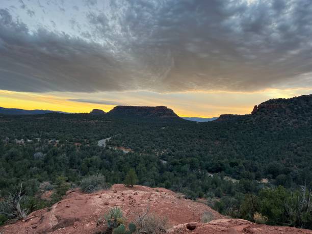 istock Sedona Arizona 1497972570