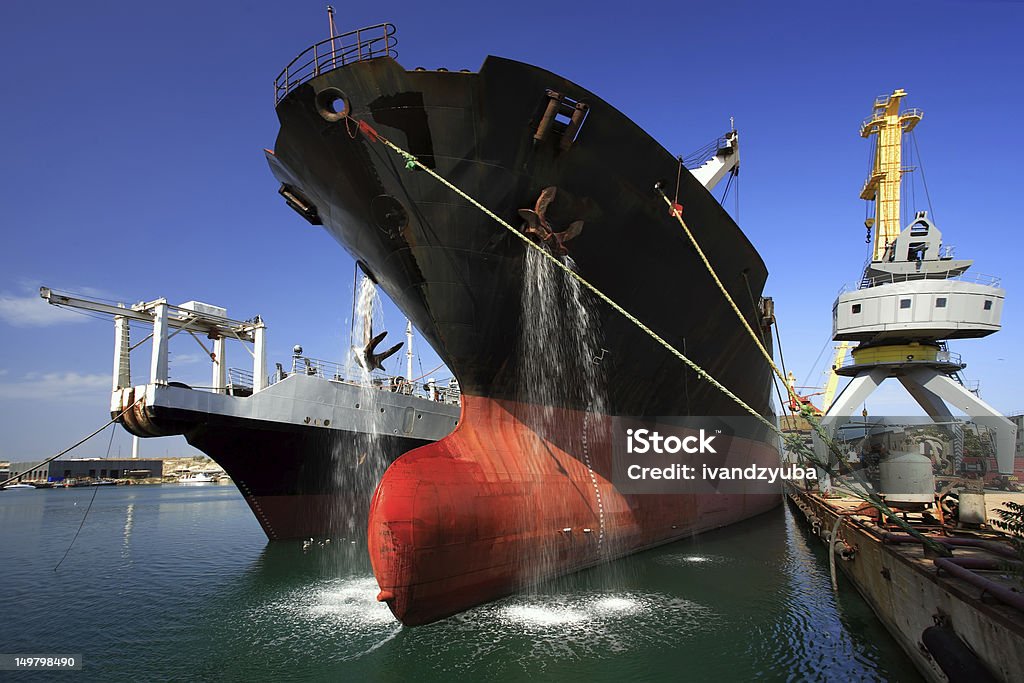 Nave nel porto - Foto stock royalty-free di Ancora