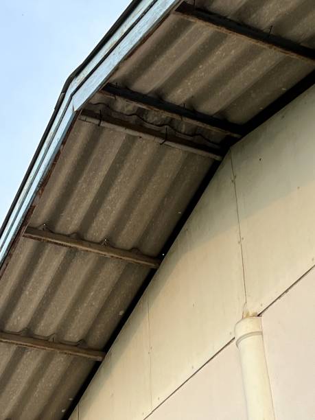 istock roof home 1498015353