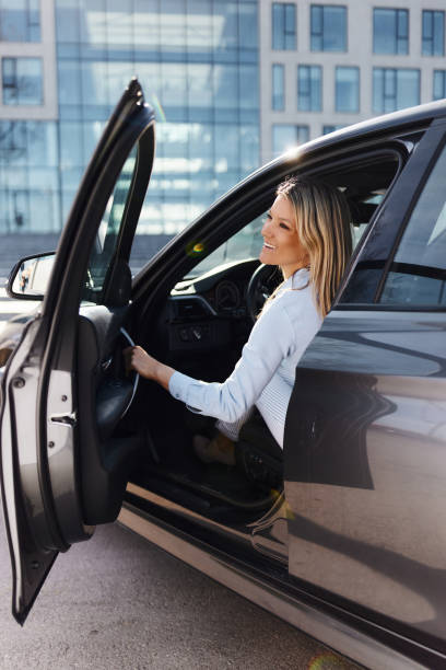 istock Getting out of the car! 1498067523