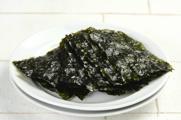 istock Crispy nori or dried seaweed 1498122933